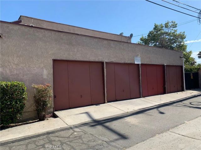 2942 W Floyd Avenue, Anaheim, CA 92804