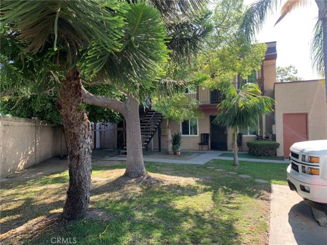 2942 W Floyd Avenue, Anaheim, CA 92804