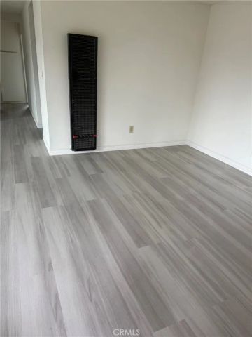 2942 W Floyd Avenue, Anaheim, CA 92804