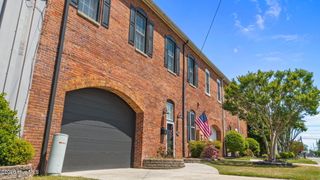 916 W 3rd Street Unit 10 & 11, Washington, NC 27889