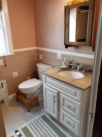6 Fairview St 1, Boston, MA 02131