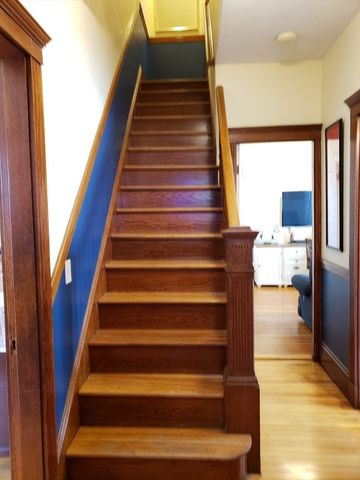 6 Fairview St 1, Boston, MA 02131