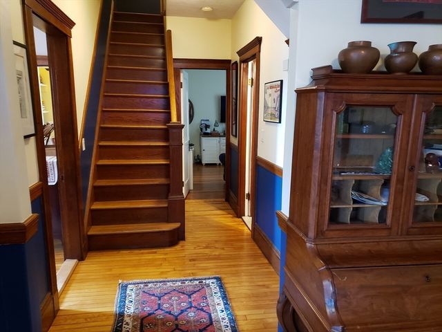 6 Fairview St 1, Boston, MA 02131