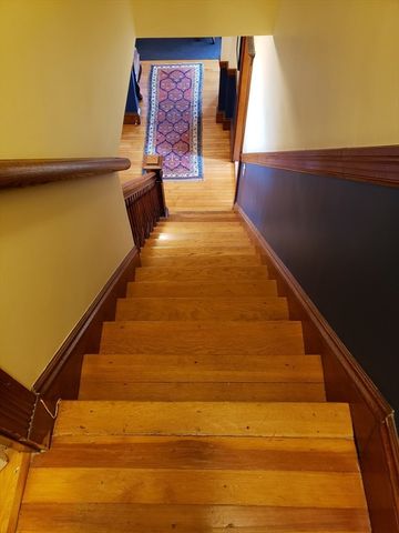 6 Fairview St 1, Boston, MA 02131