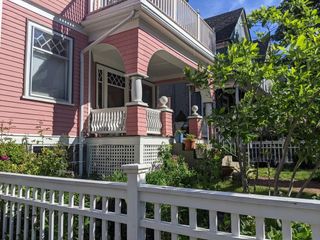 6 Fairview St 1, Boston, MA 02131