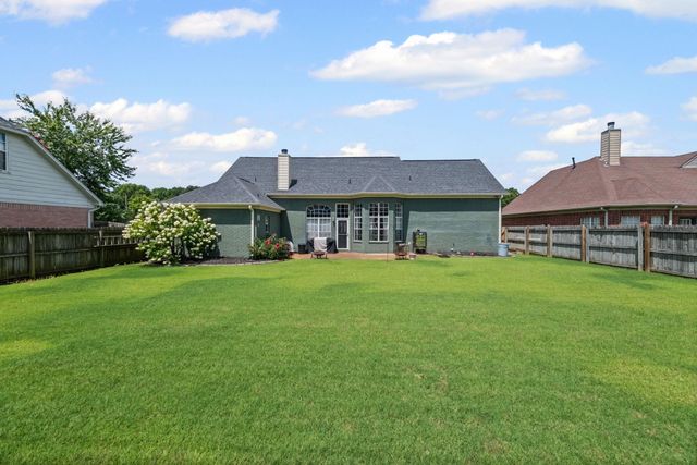 1628 S FRENCE CREEK CV, Memphis, TN 38016