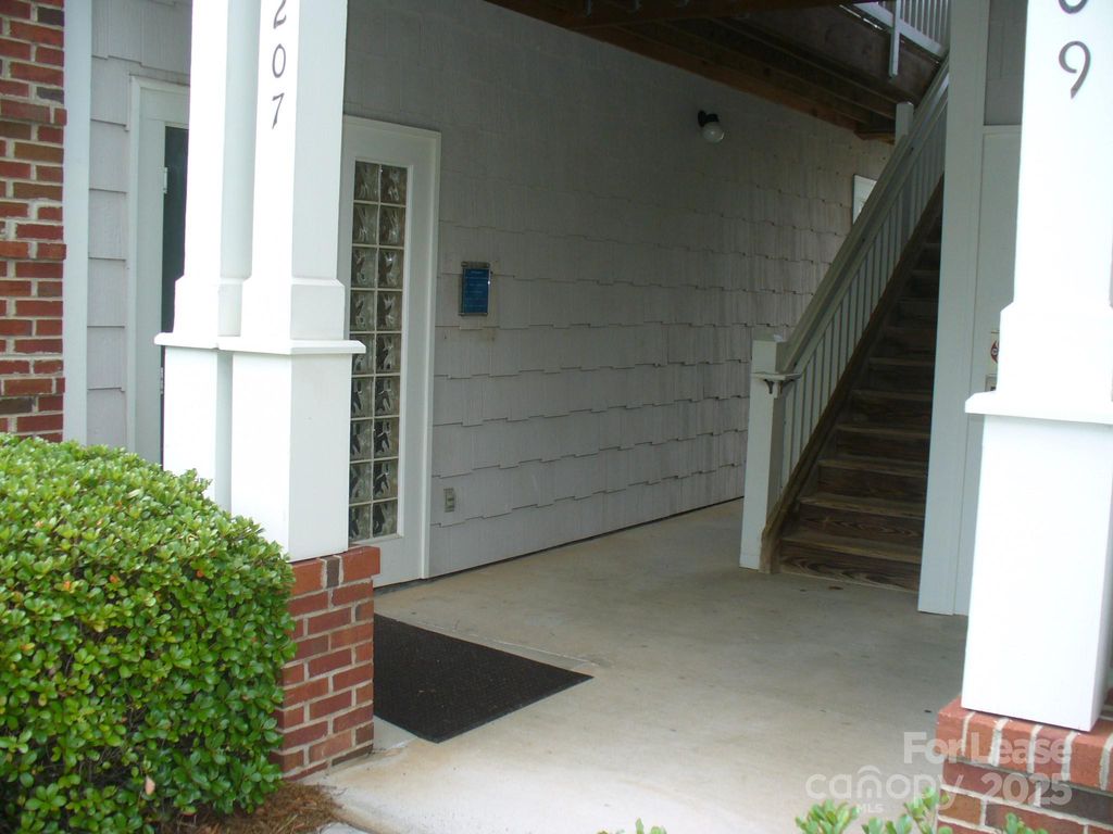 8207 Village Harbor Drive, Cornelius, NC 28031