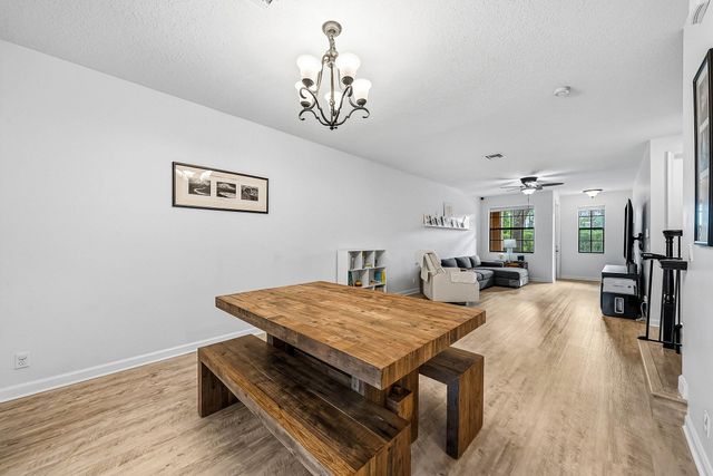 242 E Chrystie Circle, Delray Beach, FL 33484