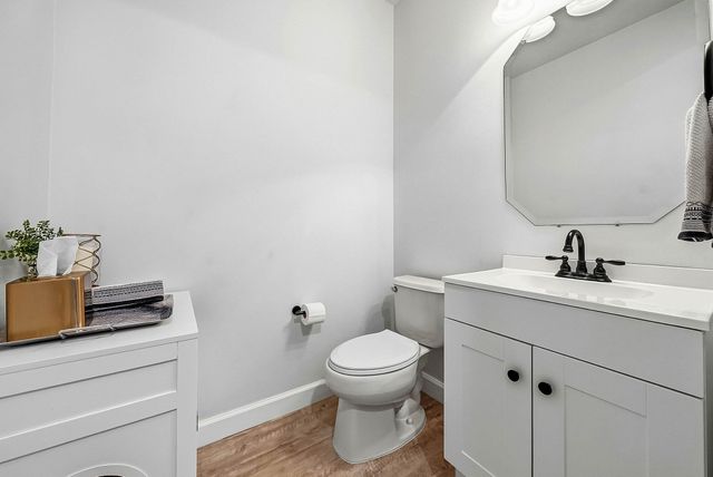 242 E Chrystie Circle, Delray Beach, FL 33484