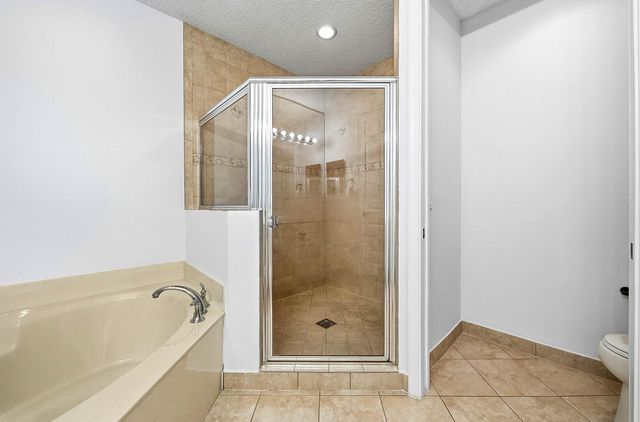 242 E Chrystie Circle, Delray Beach, FL 33484