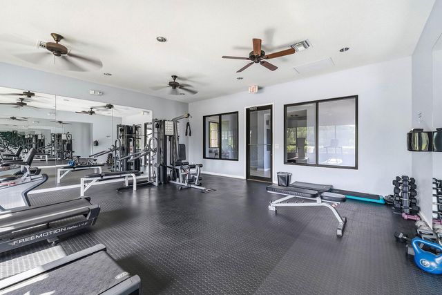 242 E Chrystie Circle, Delray Beach, FL 33484