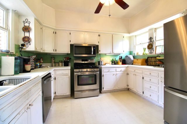 1217 S Monroe Street, San Angelo, TX 76901