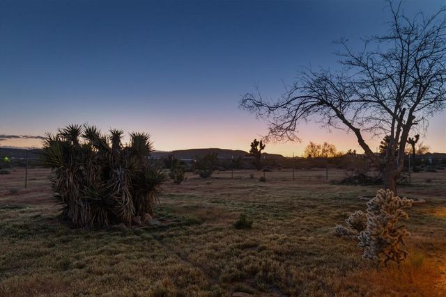 822 Inca Trail, Yucca Valley, CA 92284