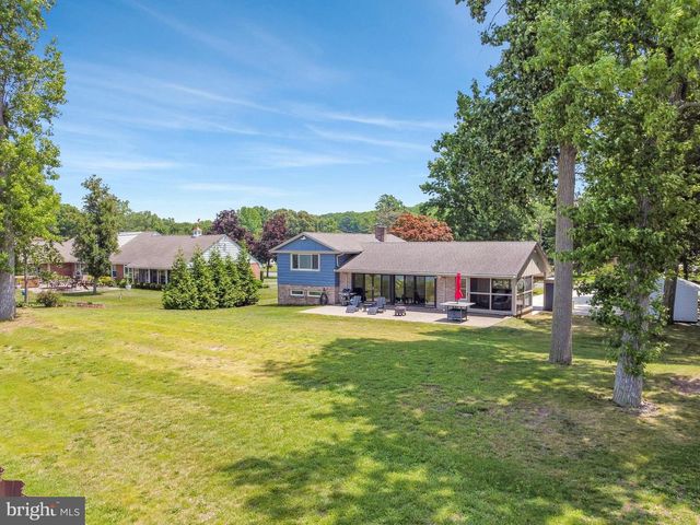 251 N RIVER DR, Pennsville, NJ 08070