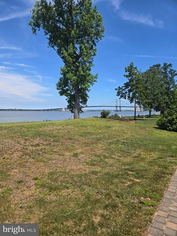 251 N RIVER DR, Pennsville, NJ 08070