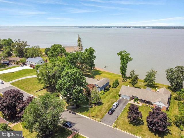 251 N RIVER DR, Pennsville, NJ 08070