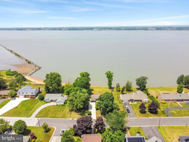 251 N RIVER DR, Pennsville, NJ 08070