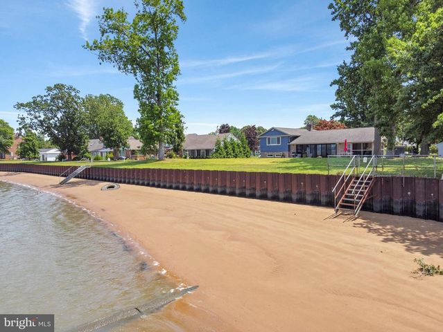 251 N RIVER DR, Pennsville, NJ 08070