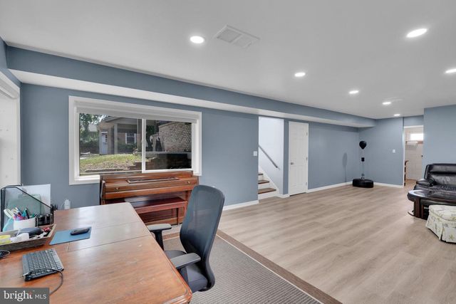 251 N RIVER DR, Pennsville, NJ 08070