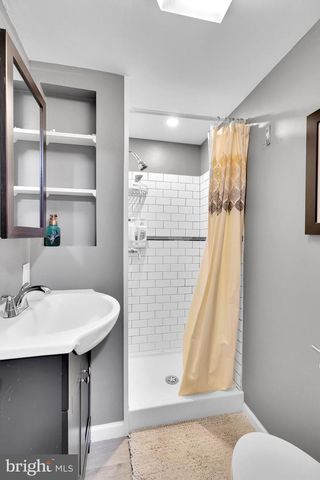 251 N RIVER DR, Pennsville, NJ 08070