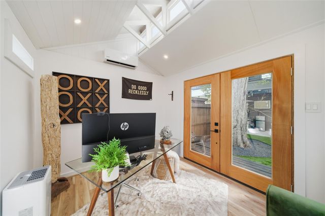 1307 E 27th Street, Houston, TX 77009