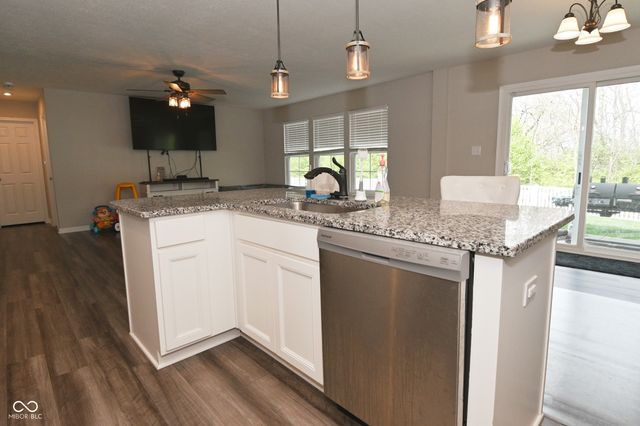 2364 Ninebark Drive, Plainfield, IN 46168