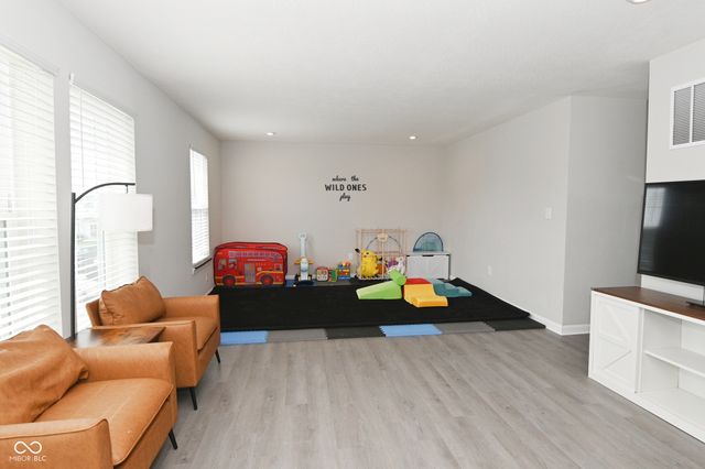 2364 Ninebark Drive, Plainfield, IN 46168