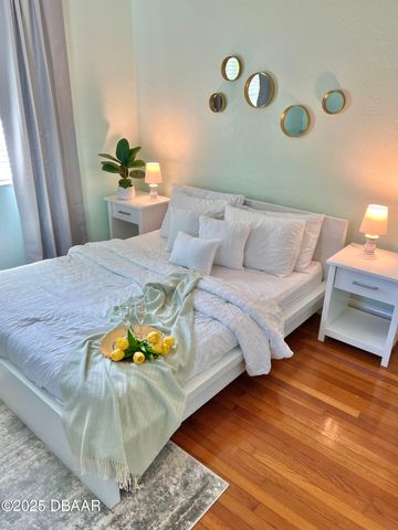 2321 S Peninsula Drive, Daytona Beach, FL 32118