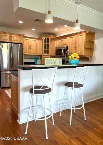 2321 S Peninsula Drive, Daytona Beach, FL 32118