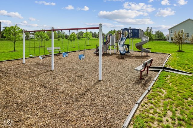 3948 Saddle Club South Parkway, Bargersville, IN 46106