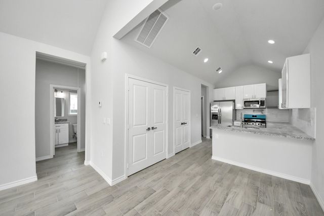 334 Road 5704, Cleveland, TX 77327