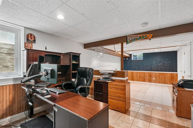 5549 Kensington Circle, Johnston, IA 50131