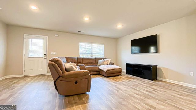 135 Jennah Glen, South Fulton, GA 30291