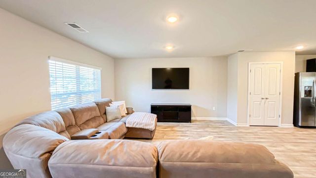 135 Jennah Glen, South Fulton, GA 30291