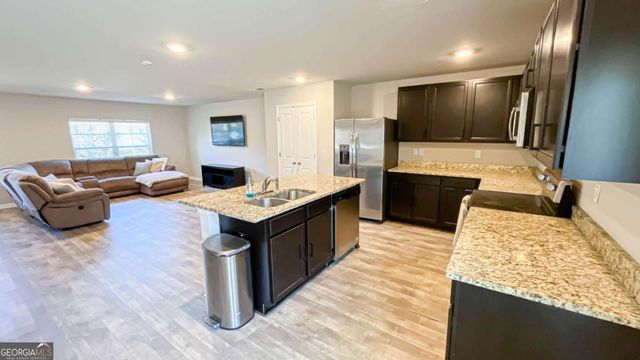 135 Jennah Glen, South Fulton, GA 30291