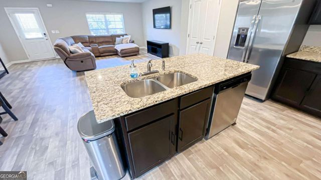 135 Jennah Glen, South Fulton, GA 30291