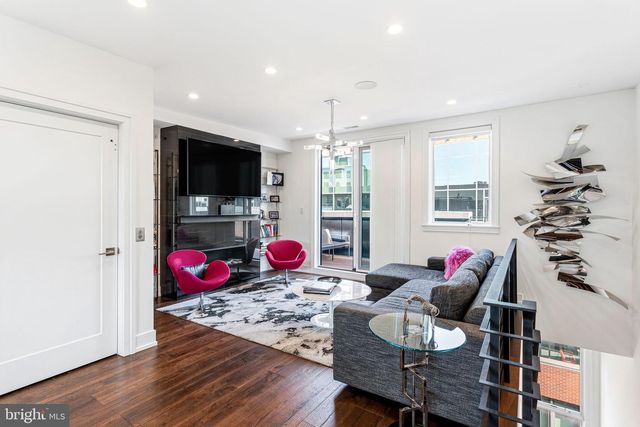 1328 KATER ST, Philadelphia, PA 19147