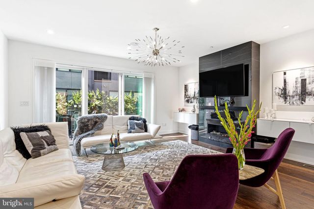 1328 KATER ST, Philadelphia, PA 19147