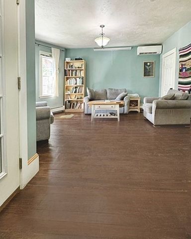 8 May Street, Beverly, MA 01915