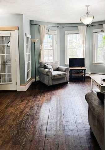 8 May Street, Beverly, MA 01915