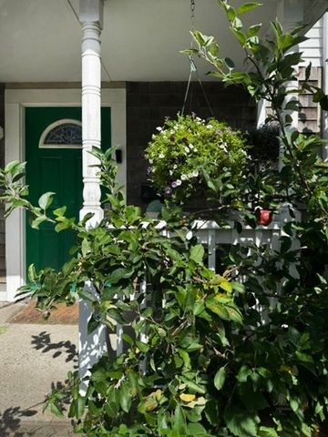 8 May Street, Beverly, MA 01915
