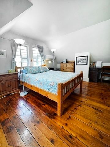 8 May Street, Beverly, MA 01915