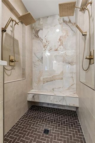 13704 Pembroke Lane, Leawood, KS 66224