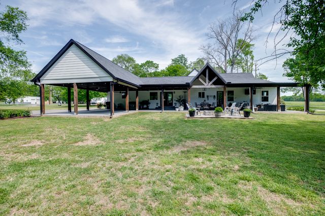 3137 Old Salem Rd, Murfreesboro, TN 37128