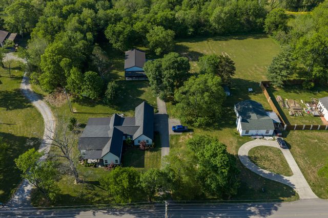 3137 Old Salem Rd, Murfreesboro, TN 37128