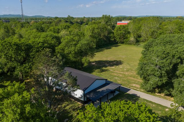 3137 Old Salem Rd, Murfreesboro, TN 37128