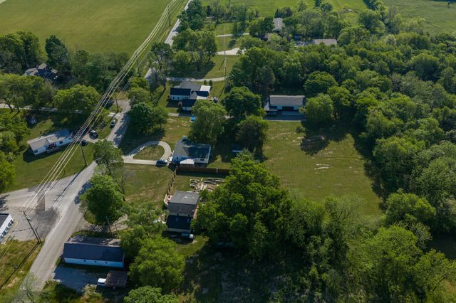 3137 Old Salem Rd, Murfreesboro, TN 37128