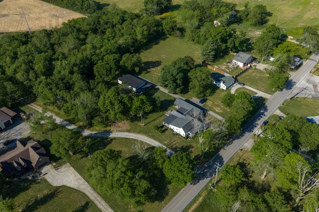 3137 Old Salem Rd, Murfreesboro, TN 37128