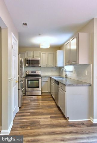 2244 COMMISSARY CIR, Odenton, MD 21113