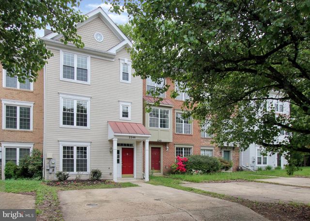 2244 COMMISSARY CIR, Odenton, MD 21113